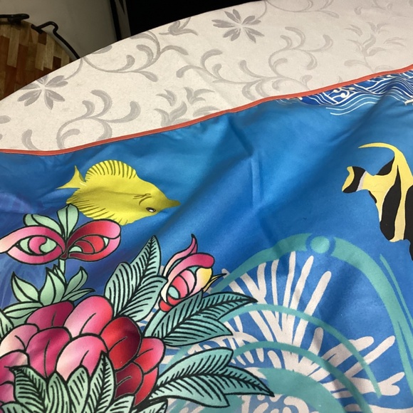 JOHNNY  WAS.  BEACH BLANKET NEW WITH BAG. FISHES FLOWERS - Picture 6 of 12